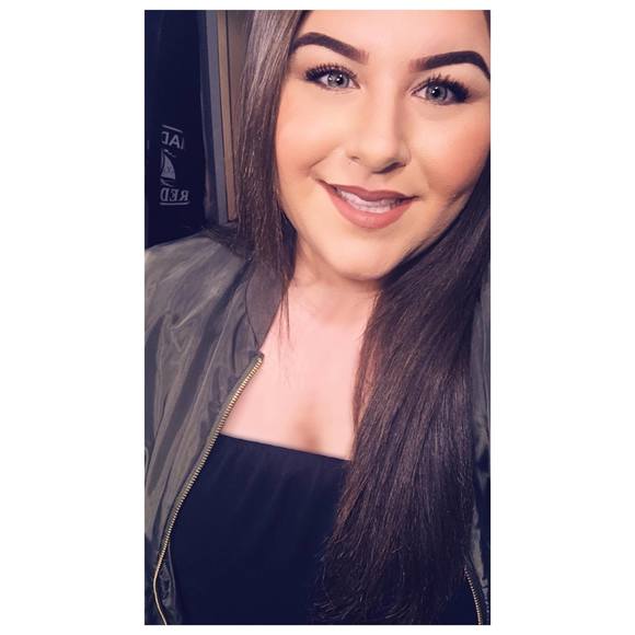 desirae__ann